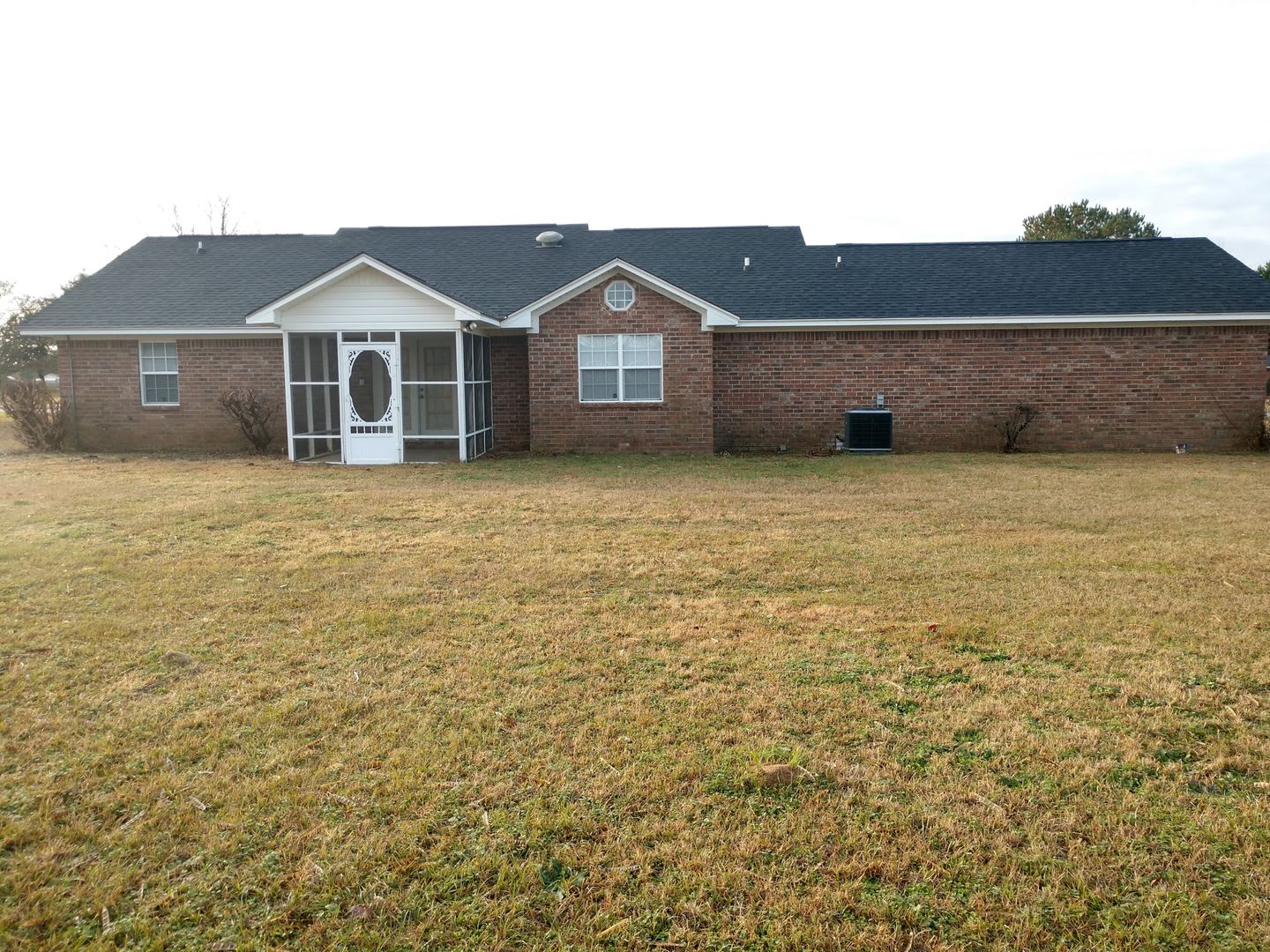 Brewington Estates Close To Shaw Afb – photo 2