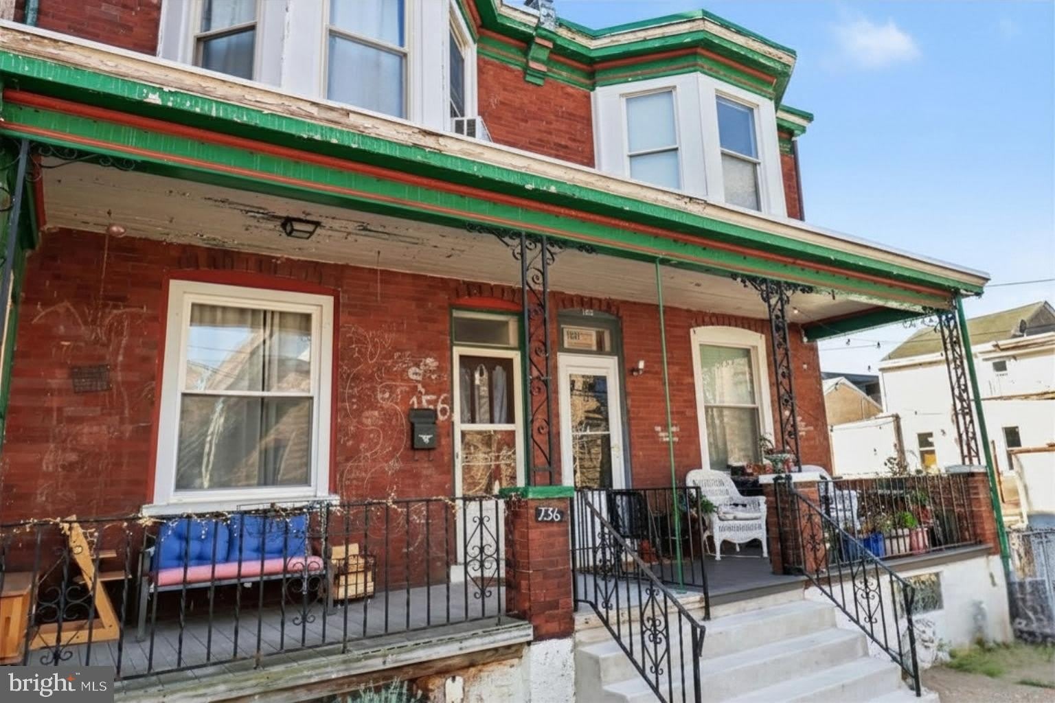 154 W SALAIGNAC Street – photo 2