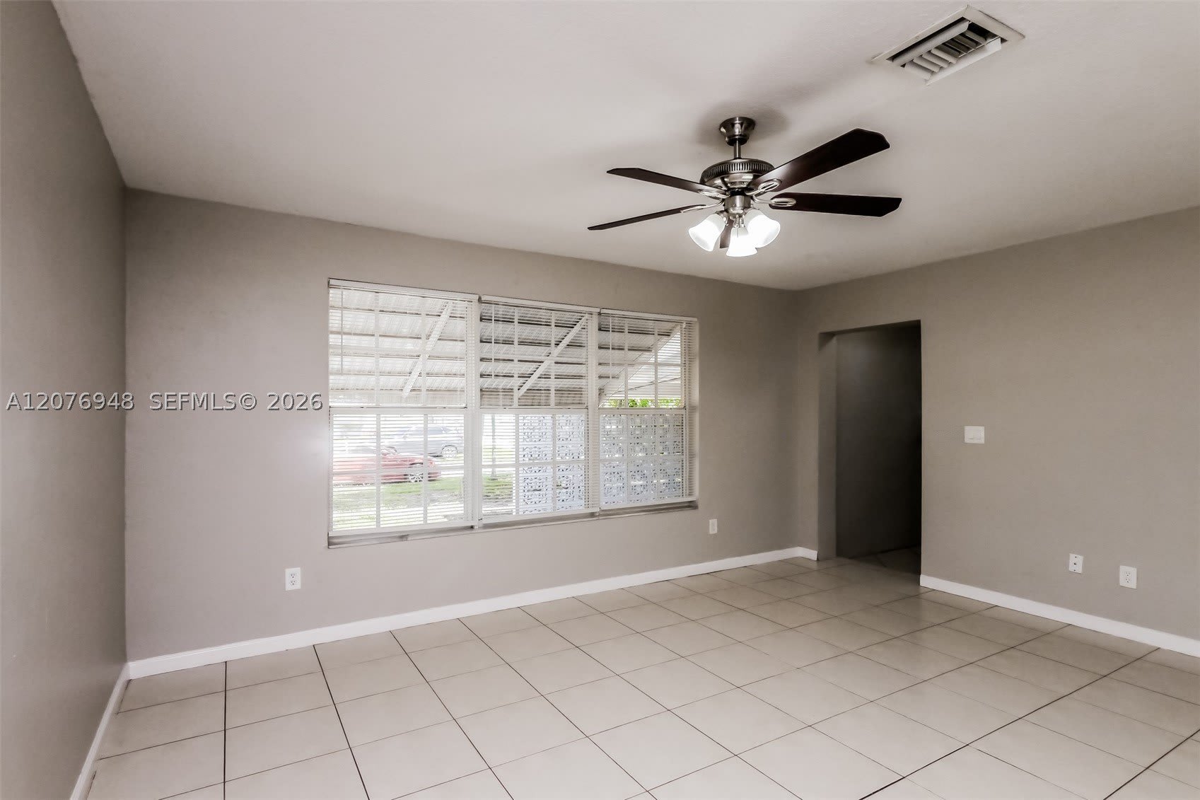 3430 N 72nd Ter – photo 2