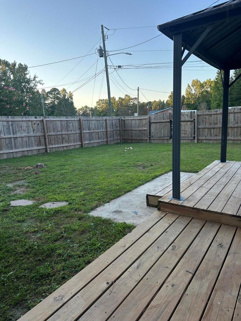Move-In Ready Corner-Lot Home with Wraparound Porch Near Fort Eisenhower – photo 4