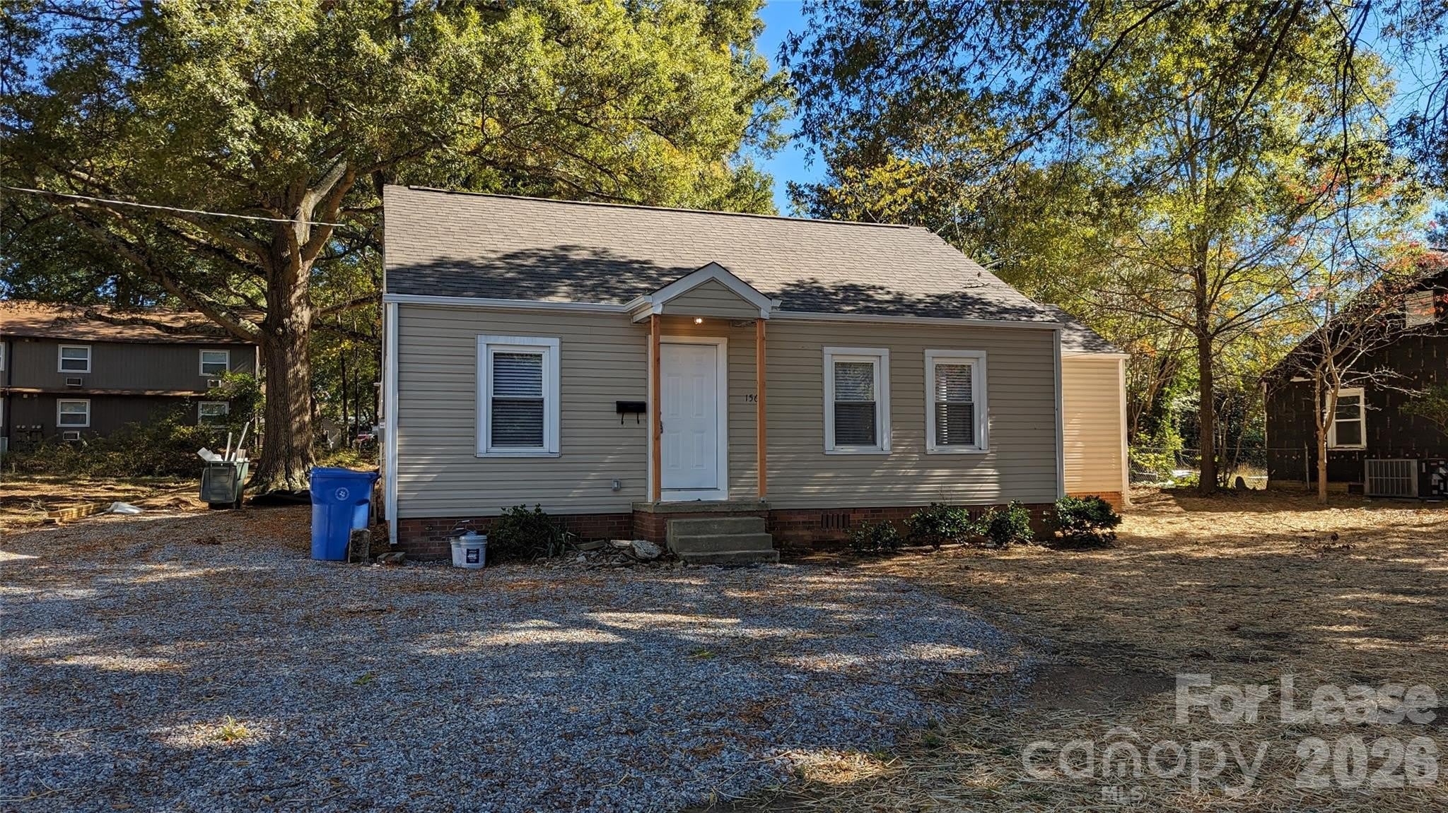 156 S Sycamore Street – photo 2