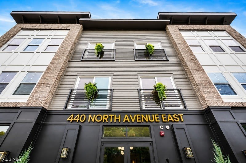 440 North Ave – photo 2
