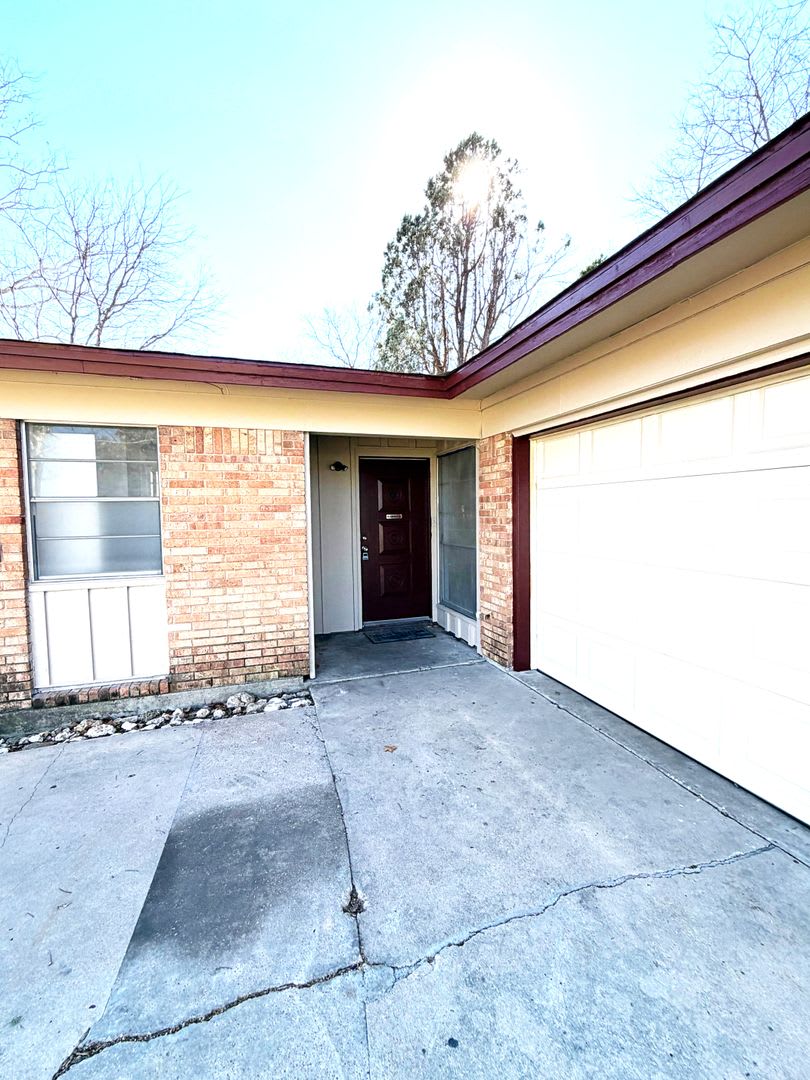 Fantastic Corner Lot Home in Harker Heights – photo 2