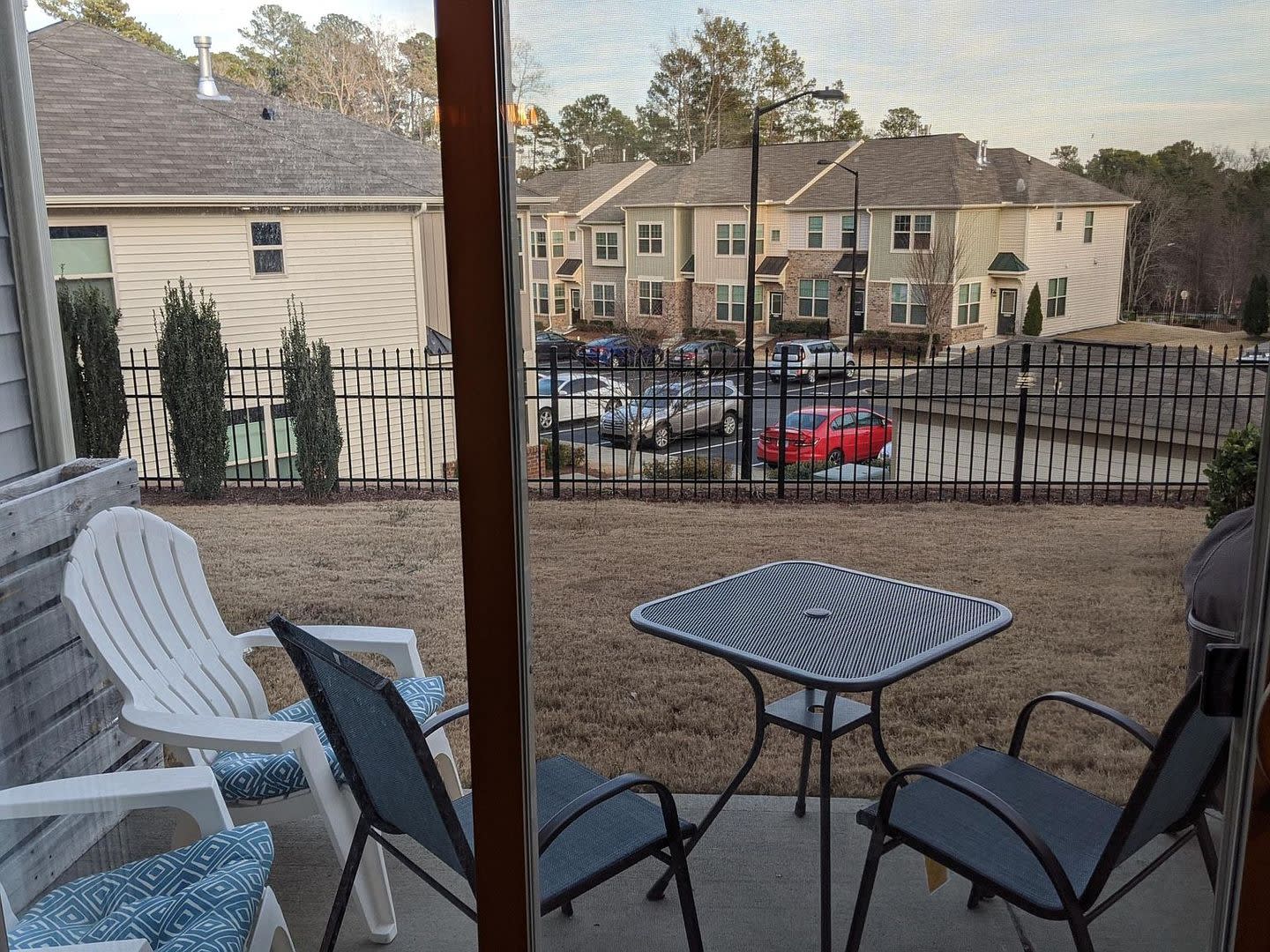 Room In 3 Bedroom Townhome At Pilatus Dr – photo 3