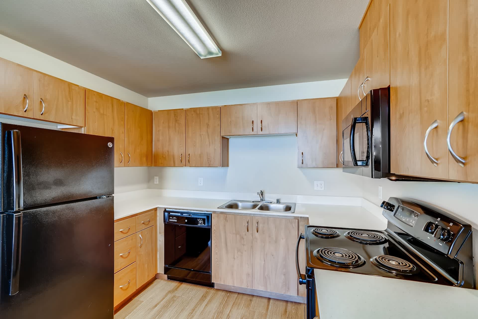 Fountain Village Apartment Homes – photo 4