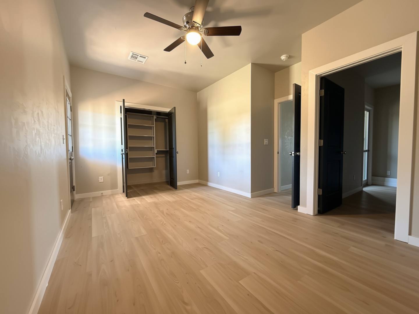 Spacious 3-Bedroom Duplex – photo 3