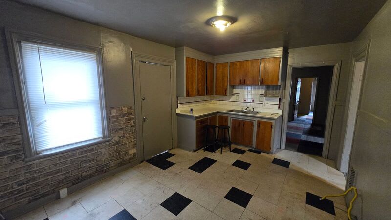 626 Jay Street – photo 5
