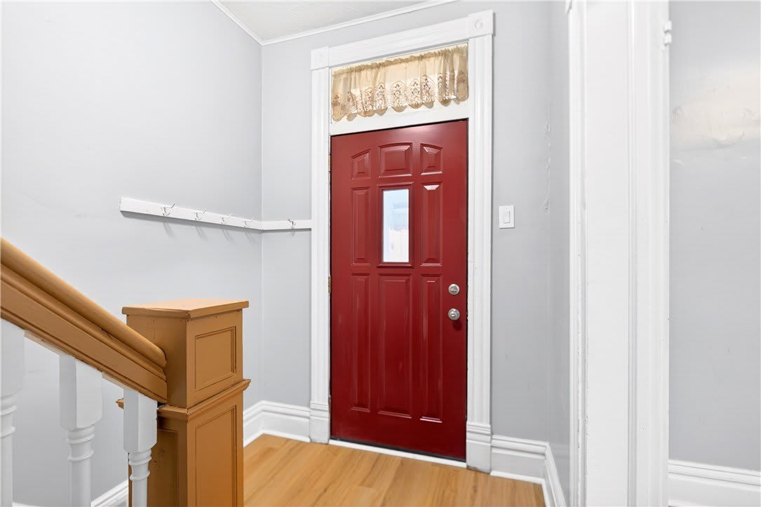 410 Kendal St – photo 4
