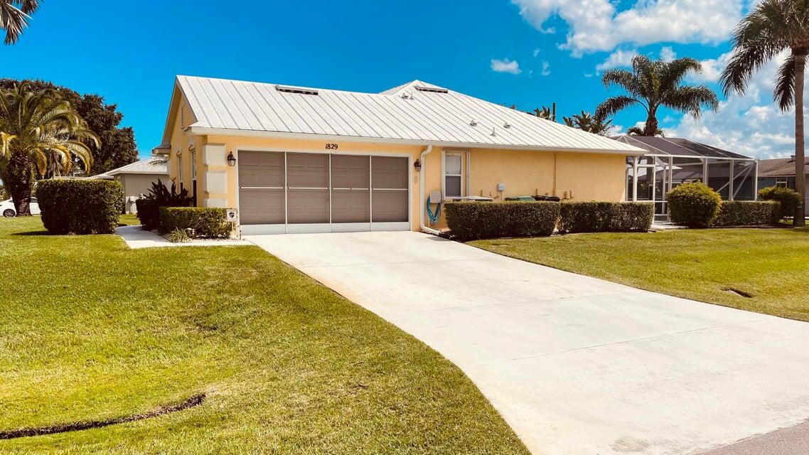 1829 Southwest Hickock Terrace – photo 2