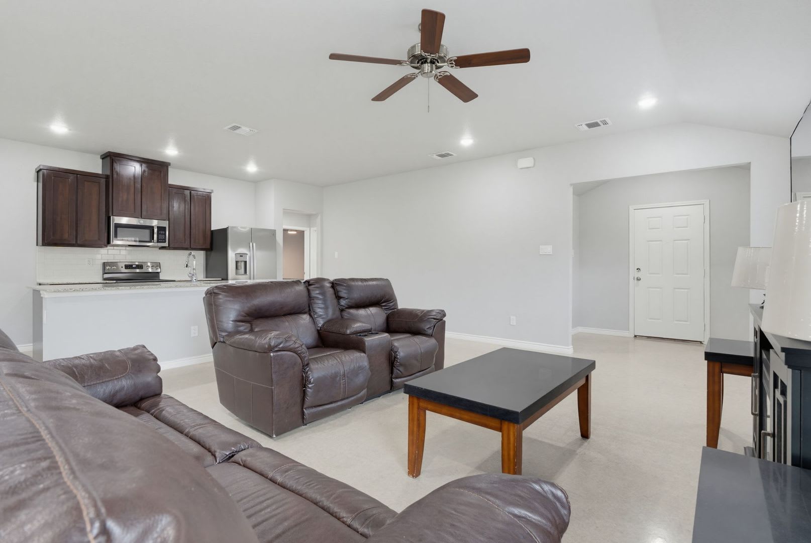 1645 Dryden Ave – photo 4