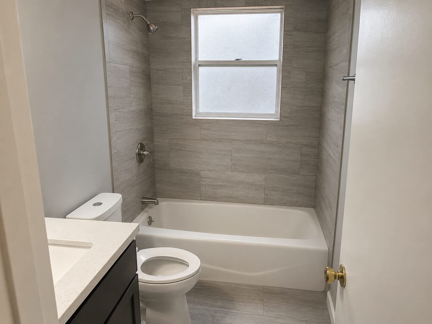 313 Sparta Street – photo 4