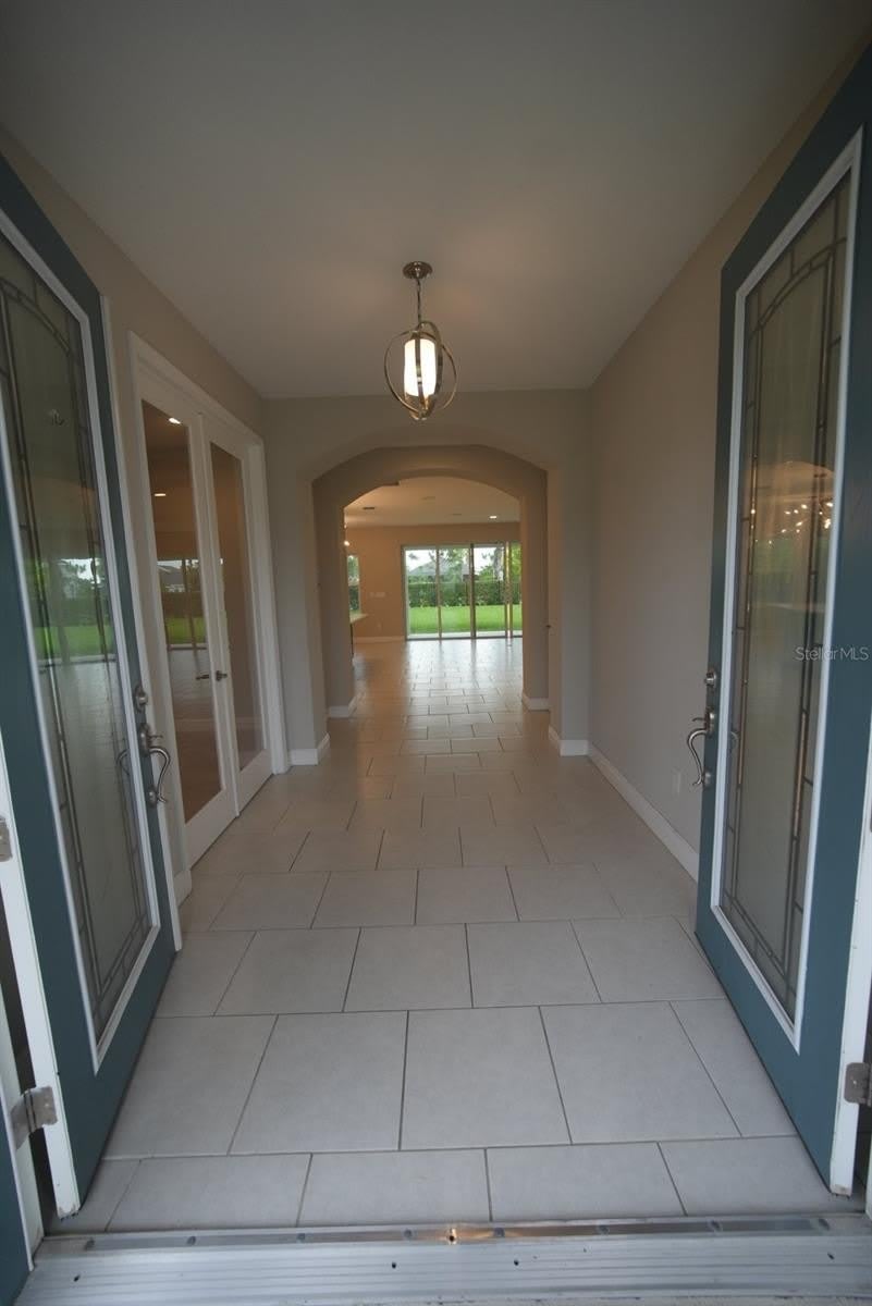 5450 Wayfarer Avenue – photo 2