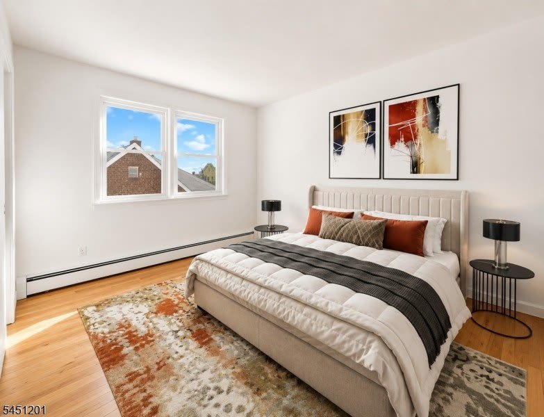 114 King St – photo 5