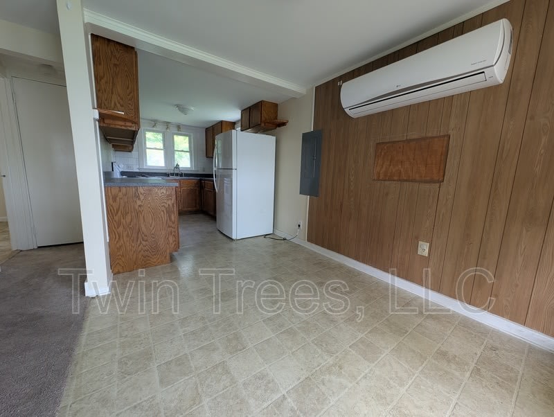 18607 NW Turnpike – photo 2