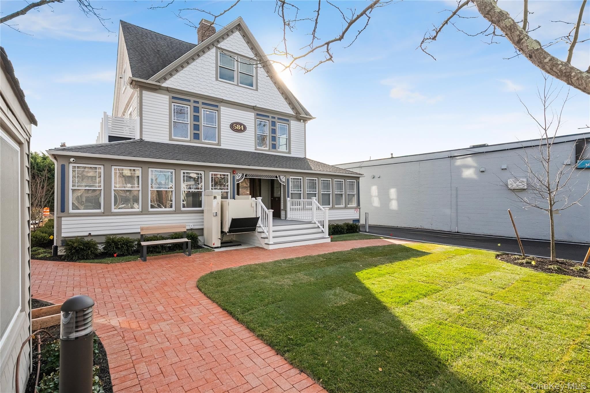 584 Main Street – photo 2