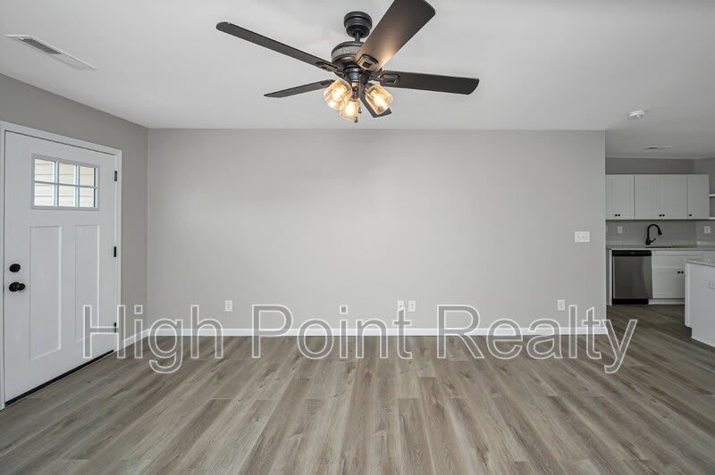 85 Smith Glen Dr – photo 3