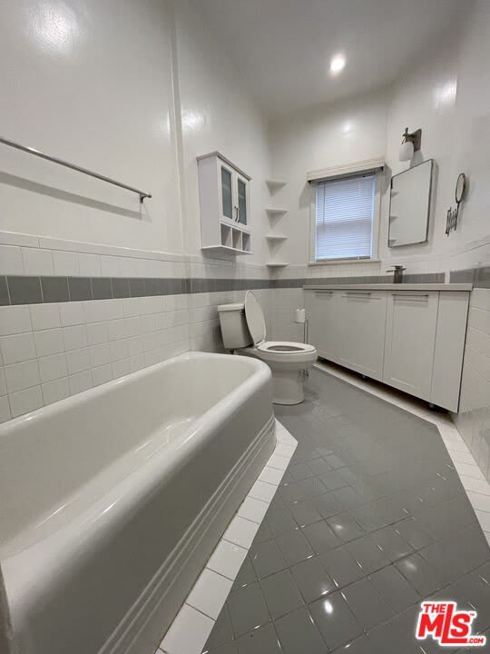 111 N Harper Ave – photo 5
