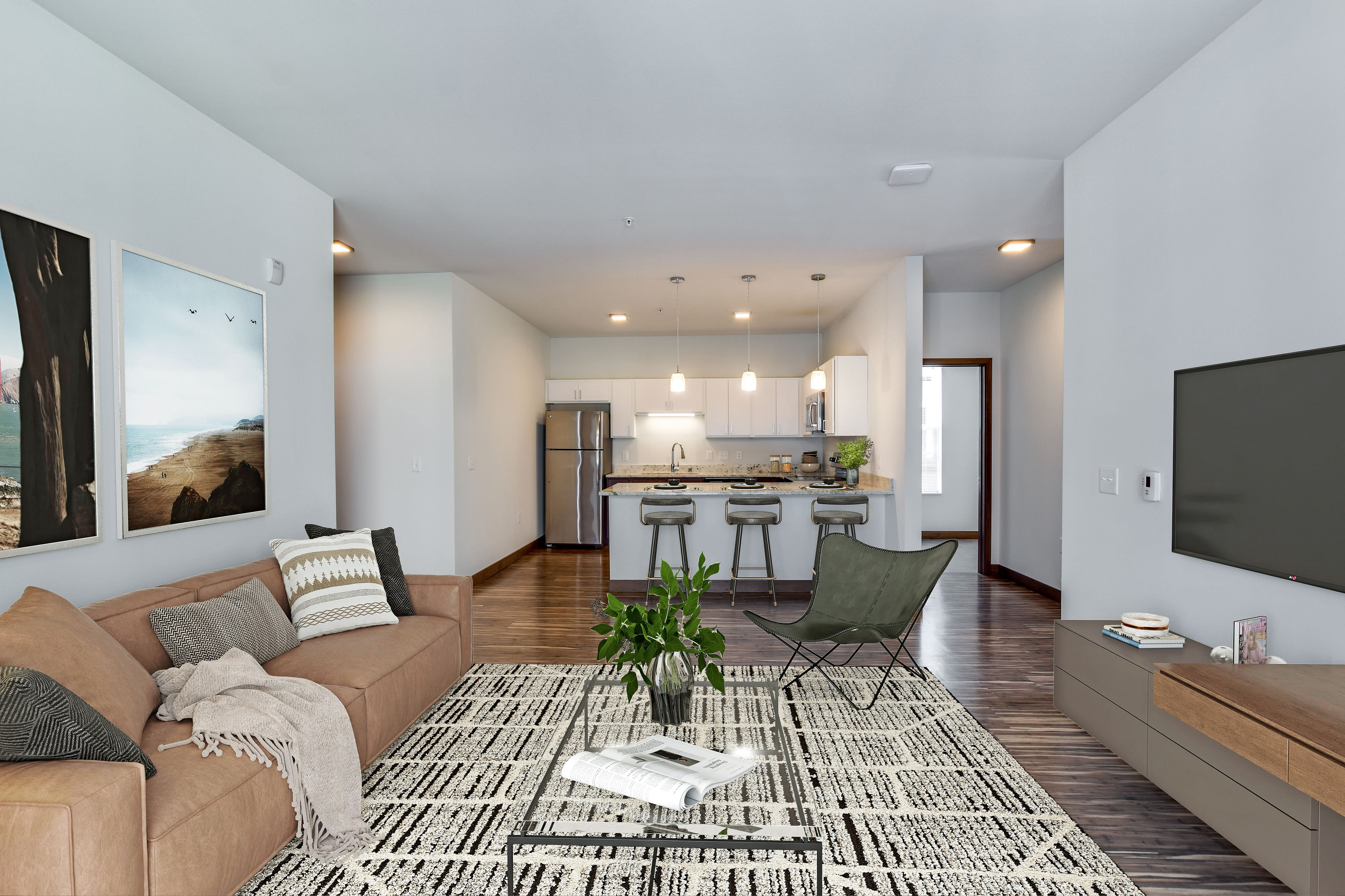 700 East – photo 5