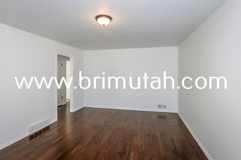 3210 S 2300 E North – photo 2