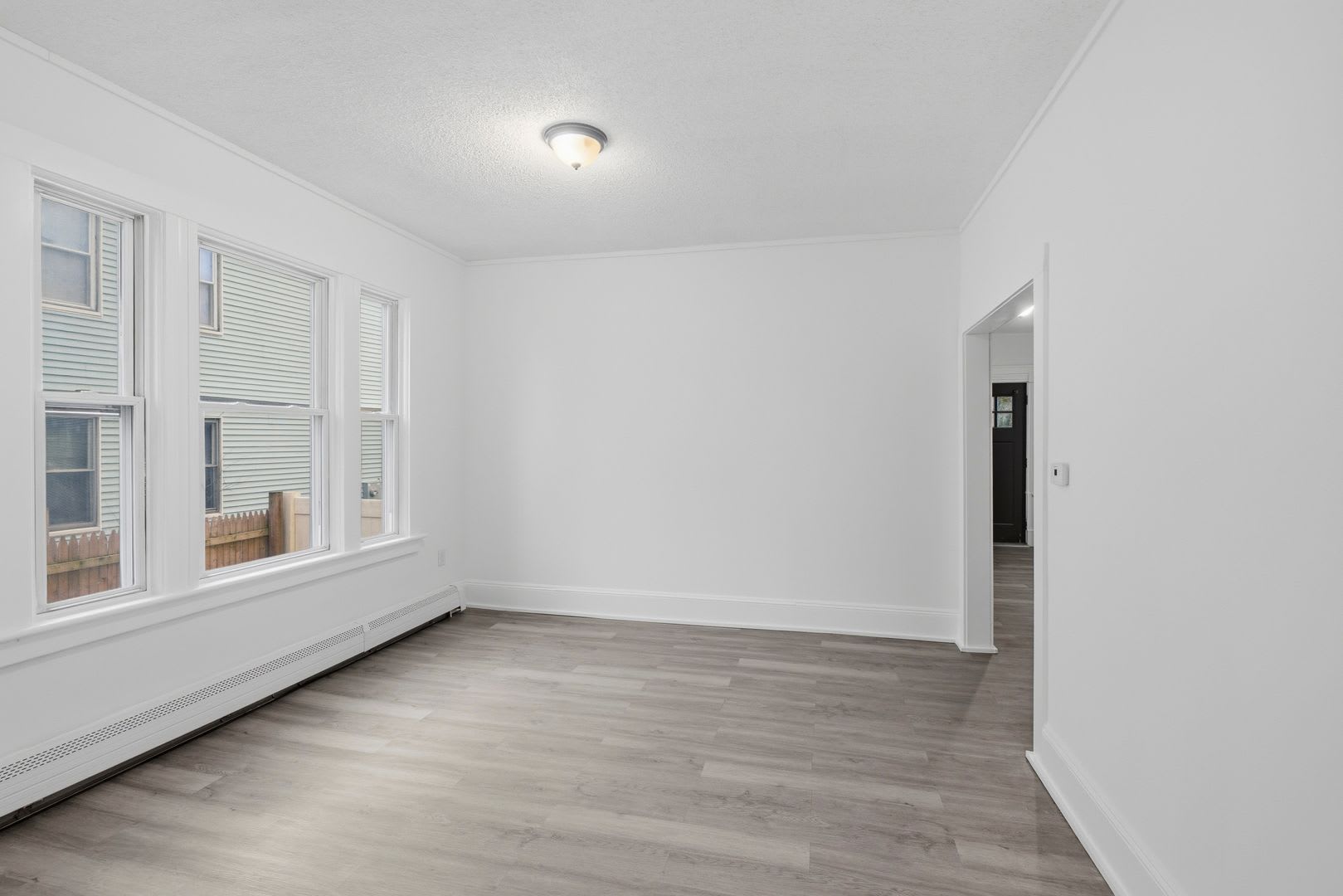 17-19 Seymour St – photo 4