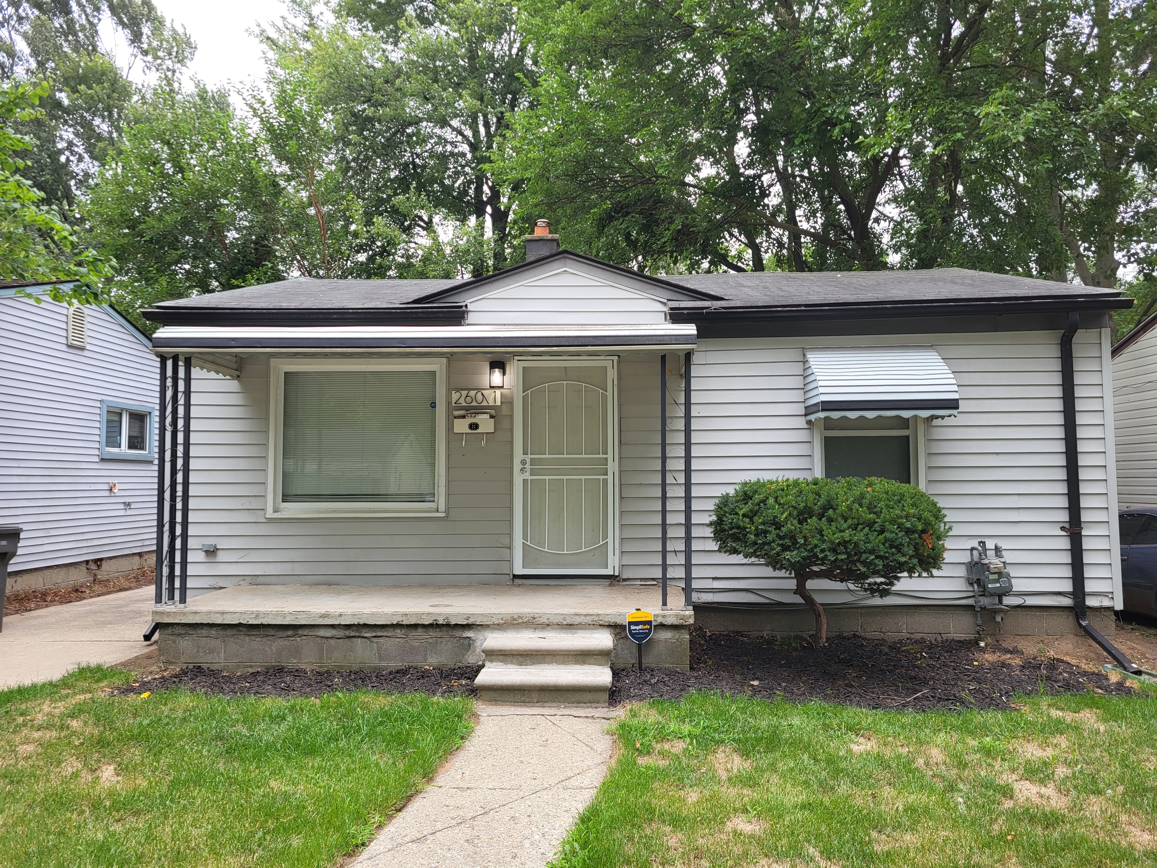26011 Dartmouth St – photo 1