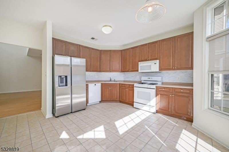 103 Crown Ct – photo 5