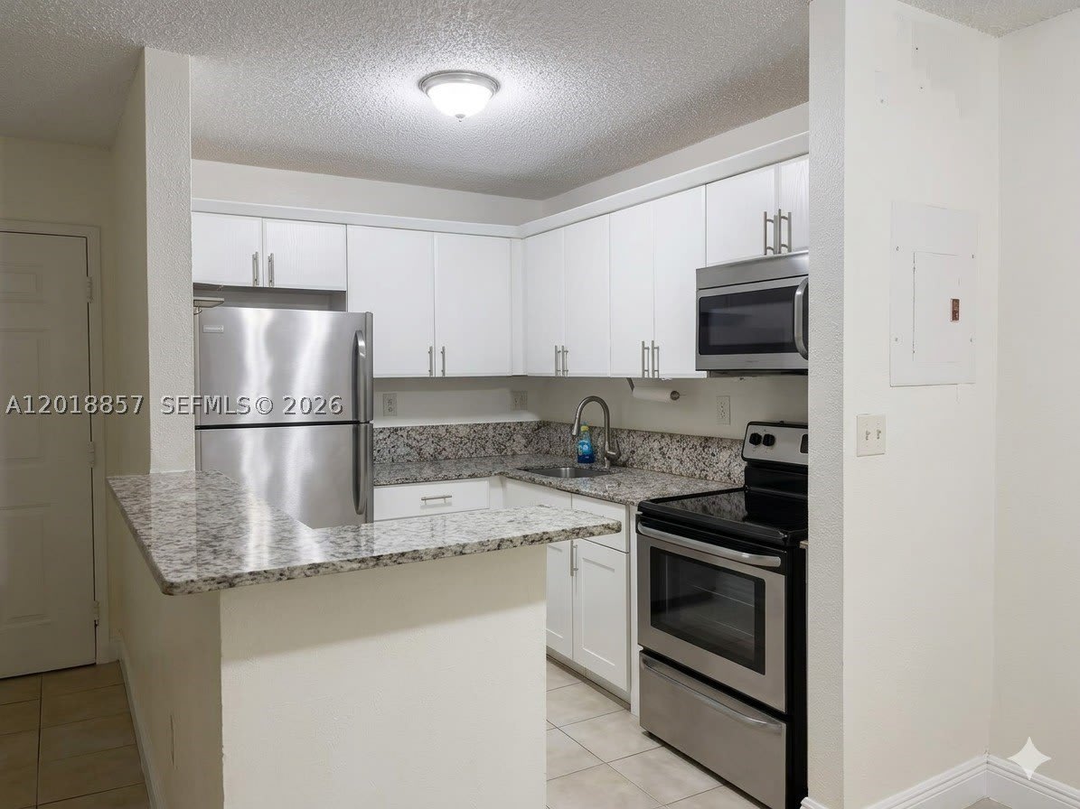 7115 NW 179th St – photo 1