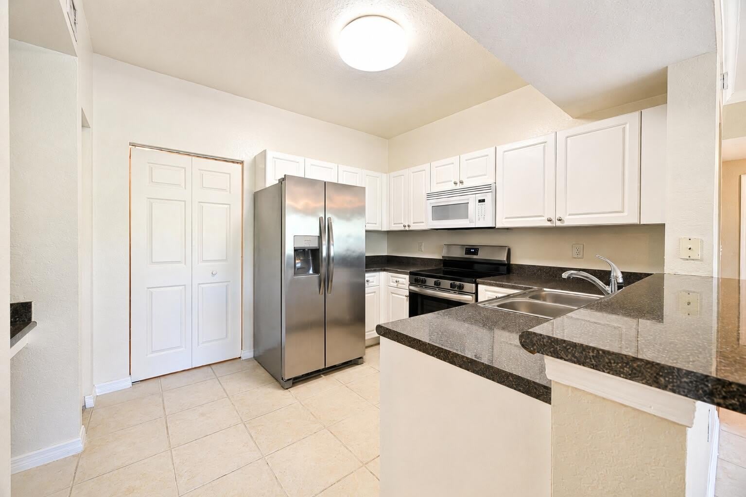 356 SE Rogers Court – photo 5