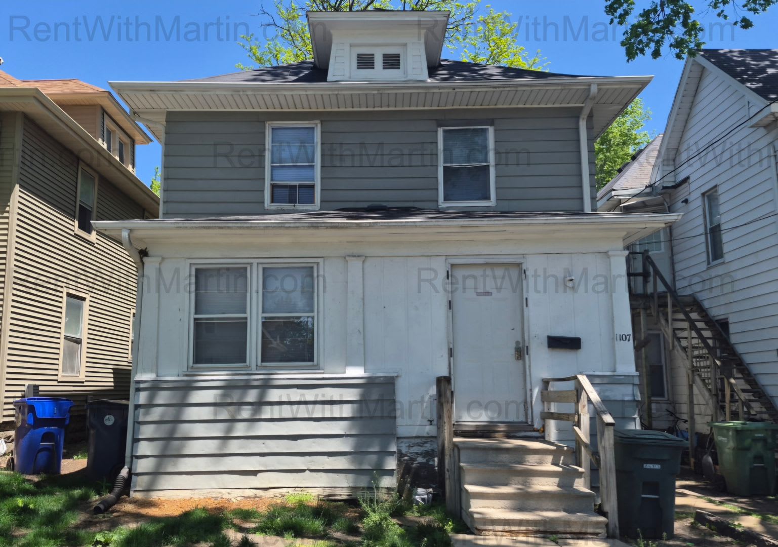 FOR RENT- 1107 Mulberry St- Pets Ok with conditions! – photo 1