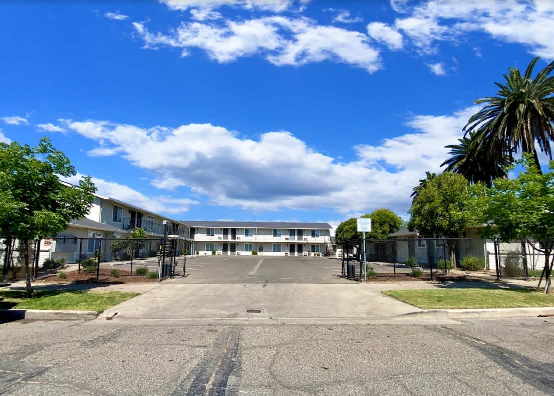 2355 K St – photo 1