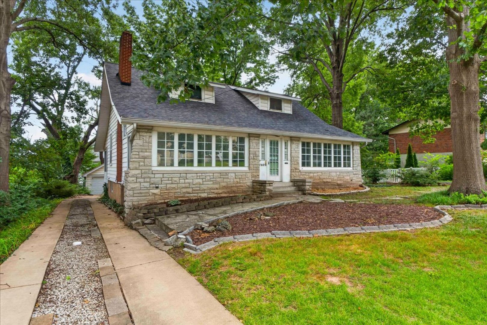 Storybook Home – photo 4