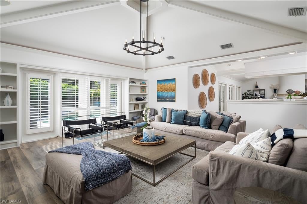 420 Palm Cir E – photo 2