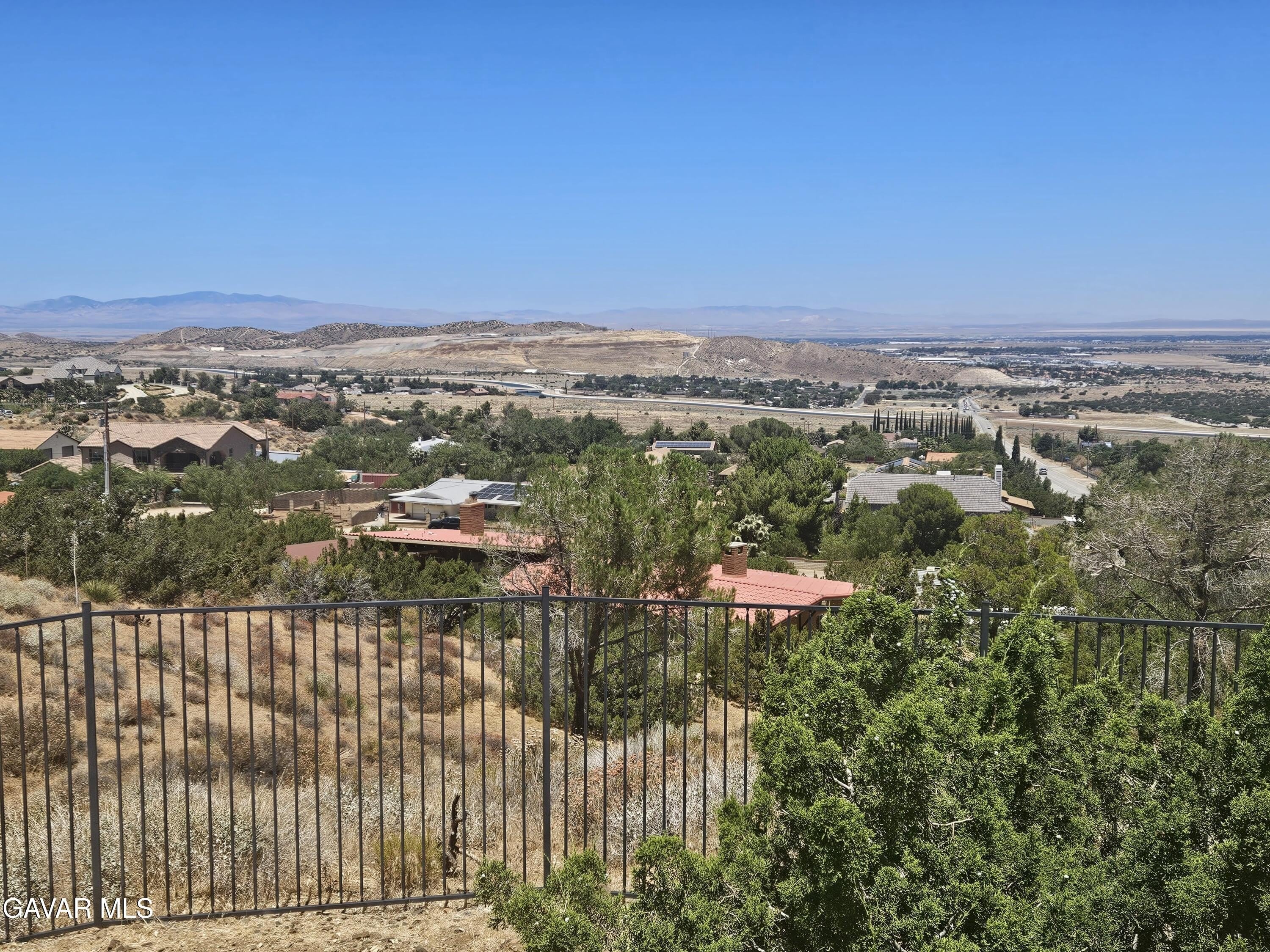 615 Lakeview Drive – photo 3