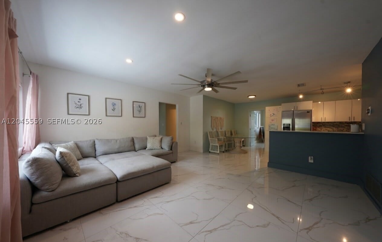 7304 Mckinley St – photo 3
