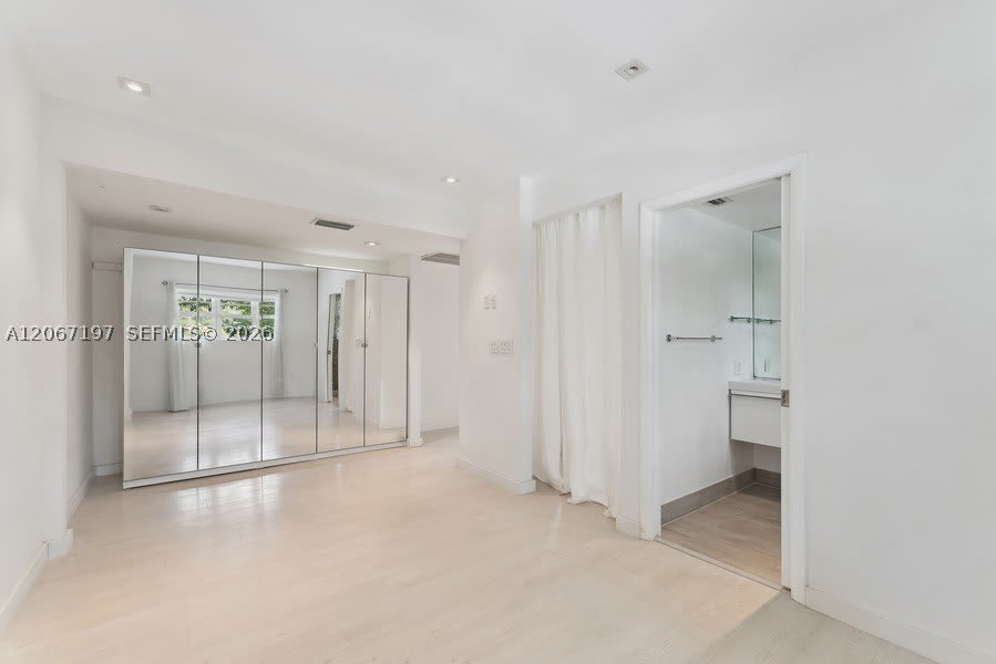 4812 Pine Tree Dr – photo 5