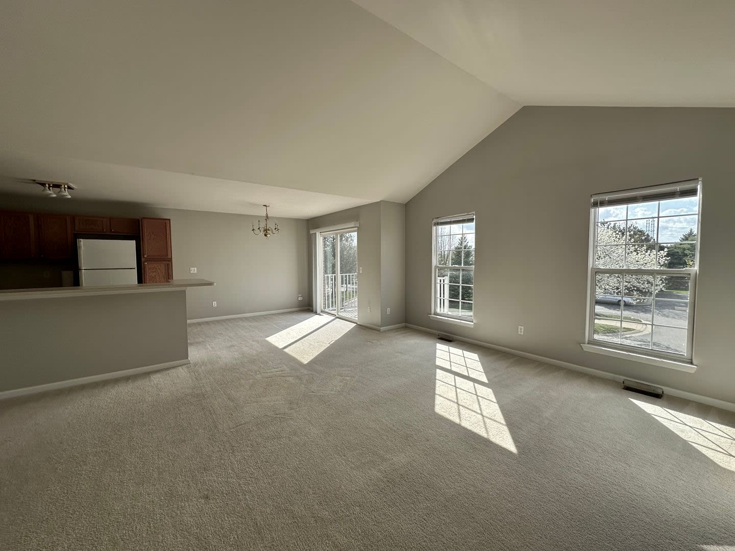 Just Listed! Sun-Filled 2BR Condo with Fireplace & Garage – Won’t Last! – photo 4