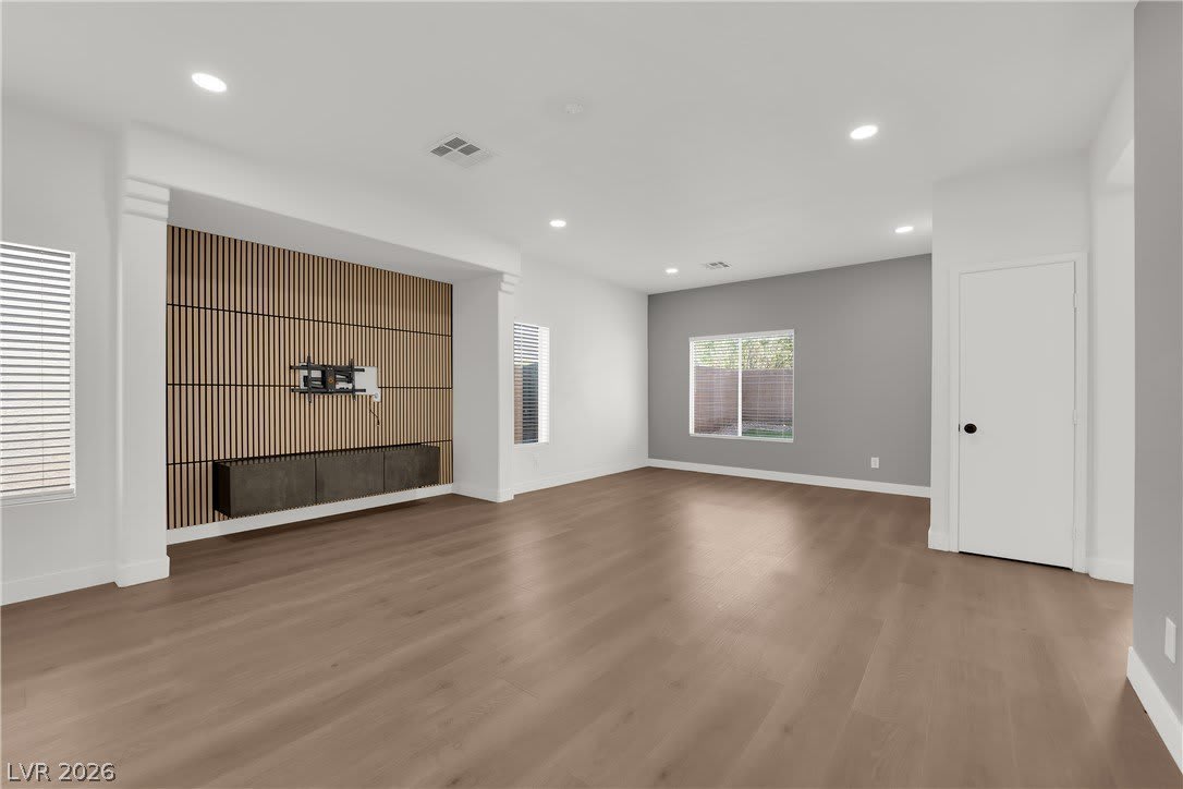 8821 Winter Sky Avenue – photo 4