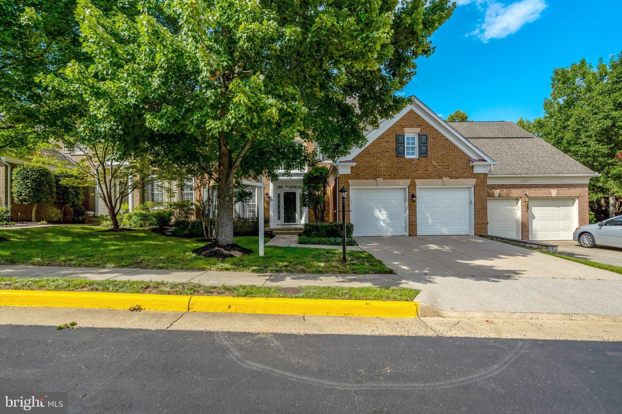 5257 WINTER VIEW Drive – photo 3