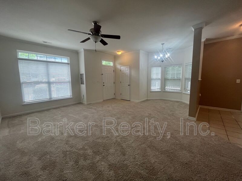 11711-100 Mezzanine Drive – photo 2