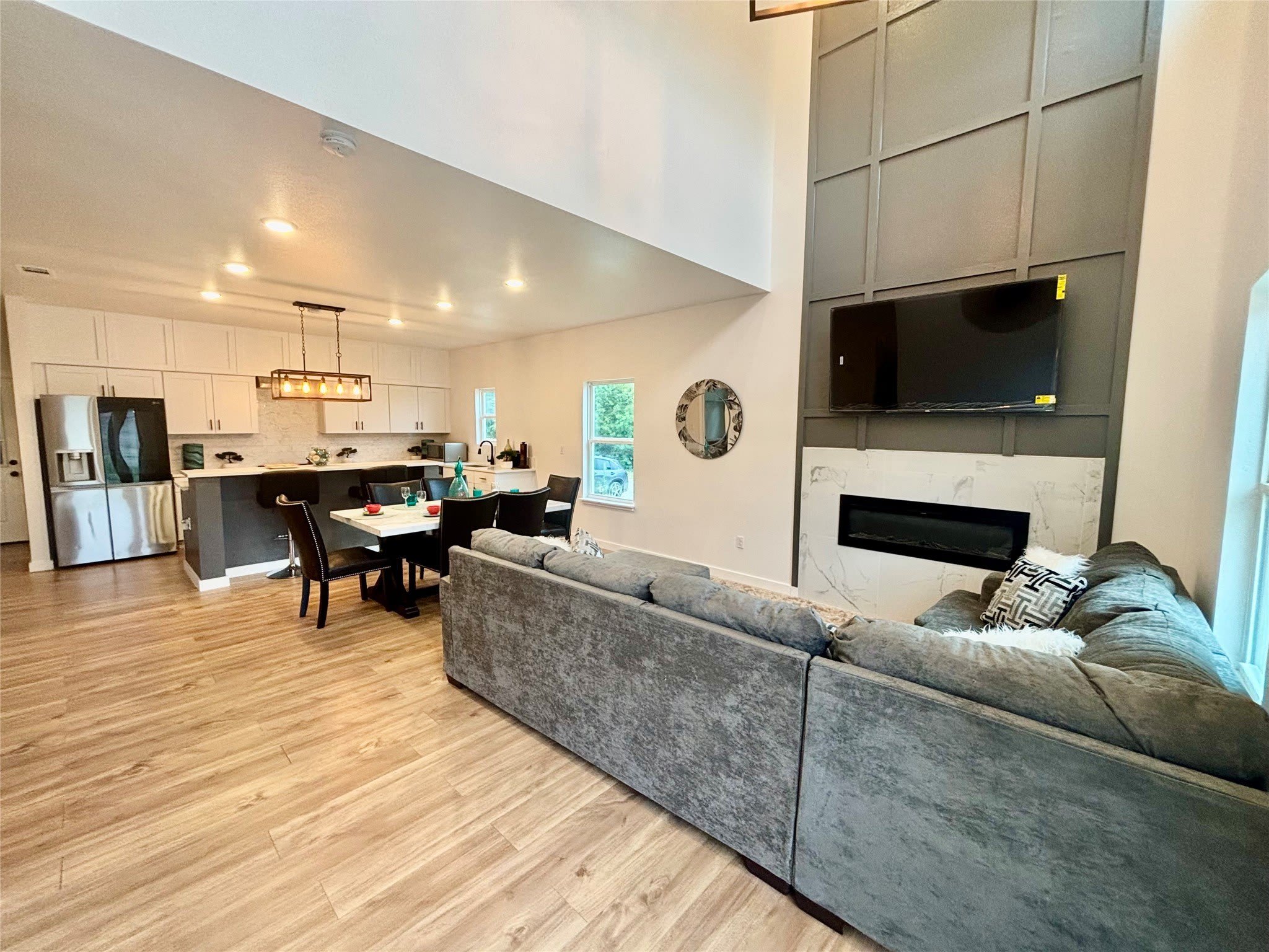 5114 Stoneridge Drive – photo 2