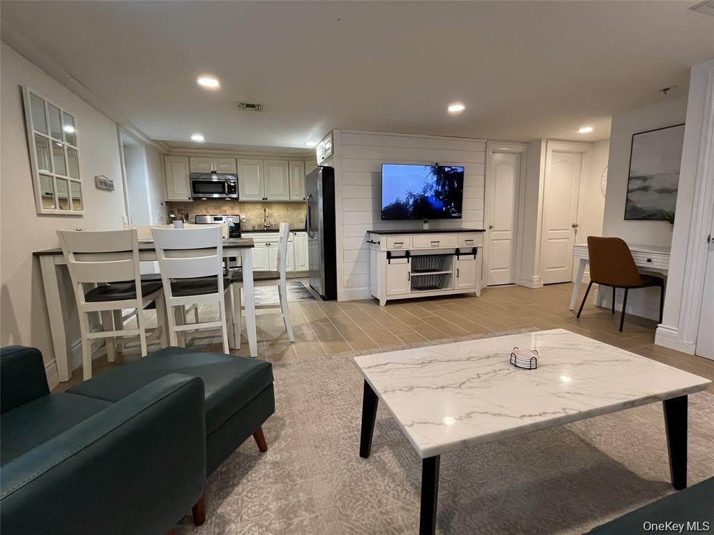 120 Mitchell Avenue – photo 5
