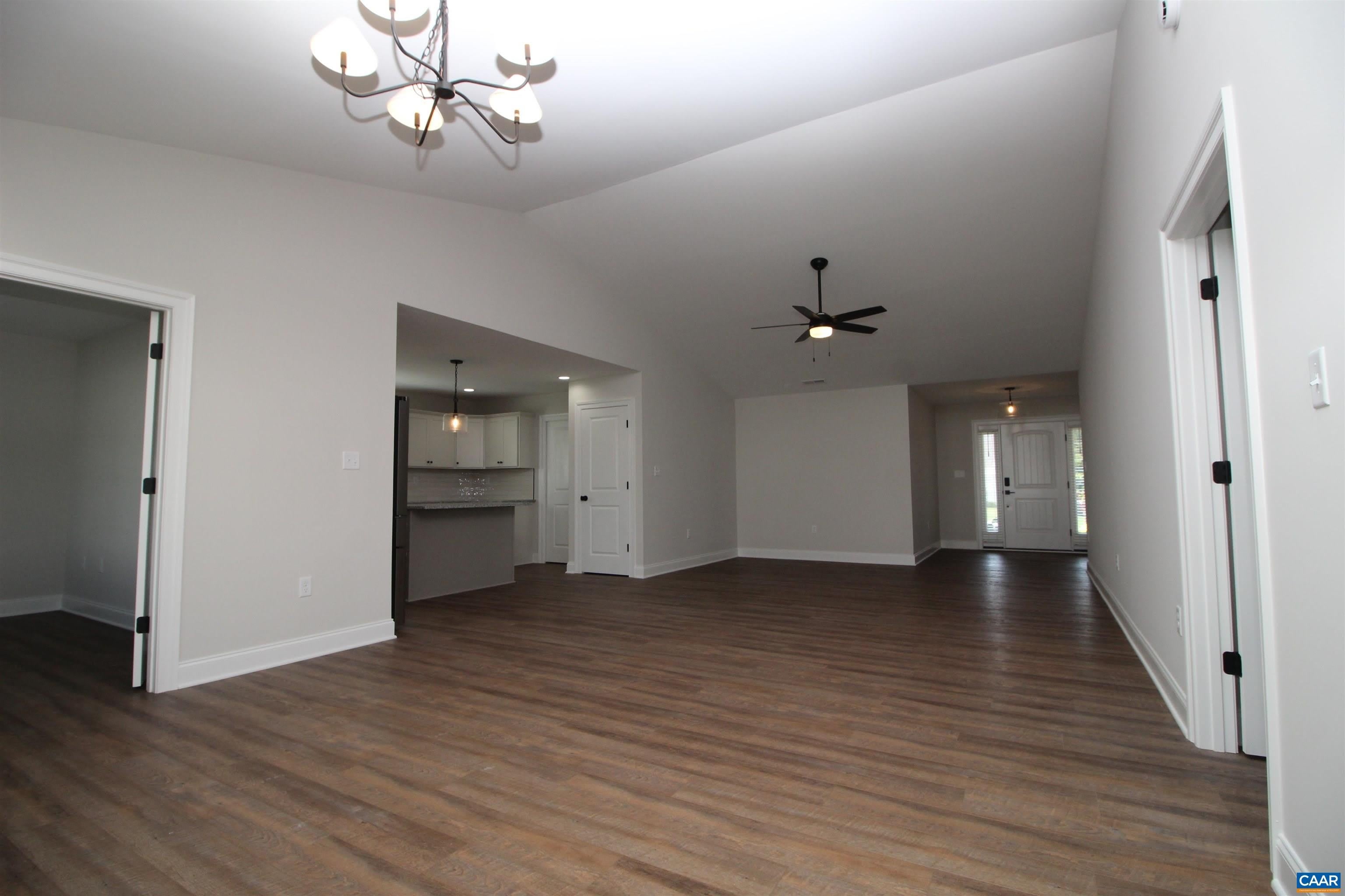 179 LANGLEY DR – photo 4