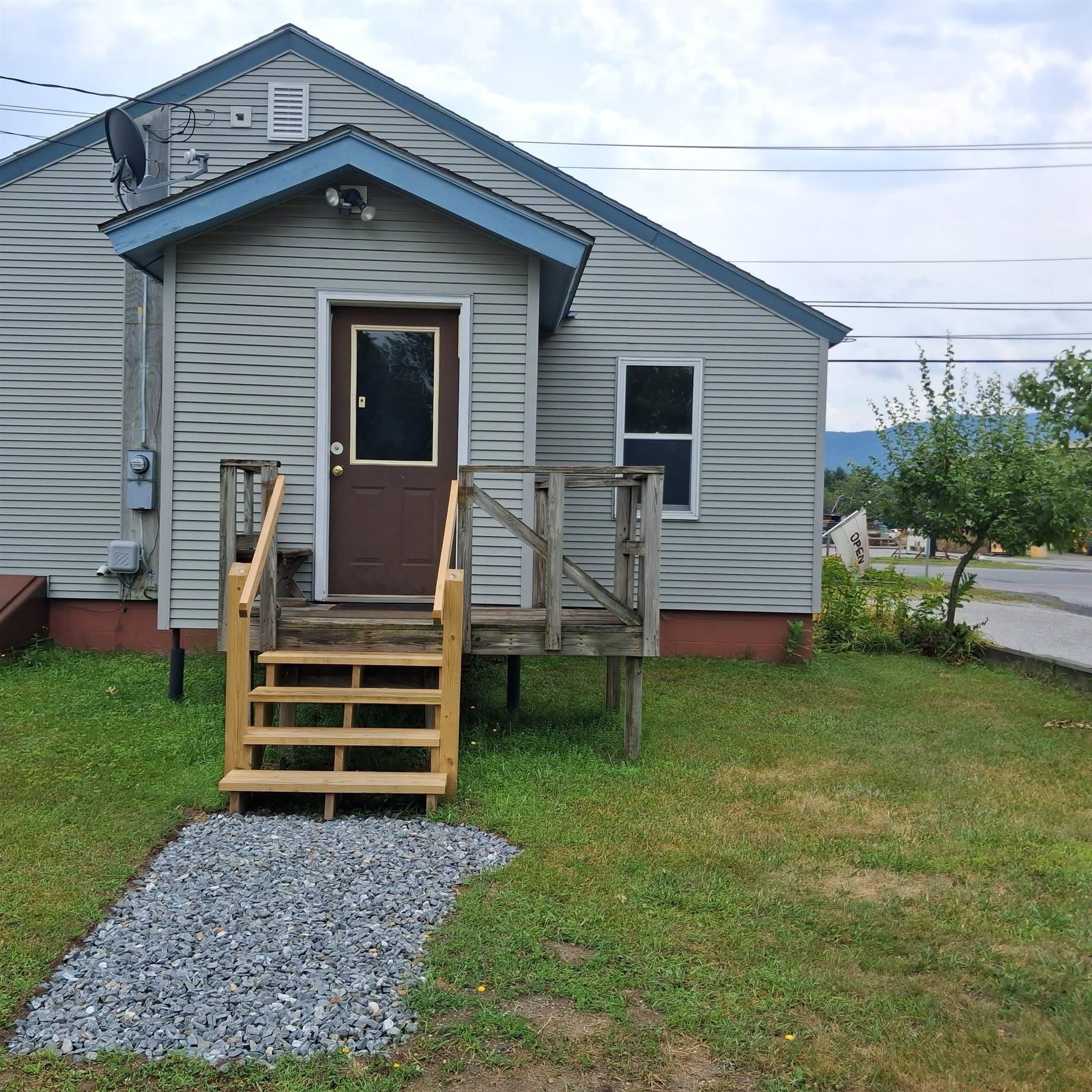 14-2 Stafford Avenue – photo 3