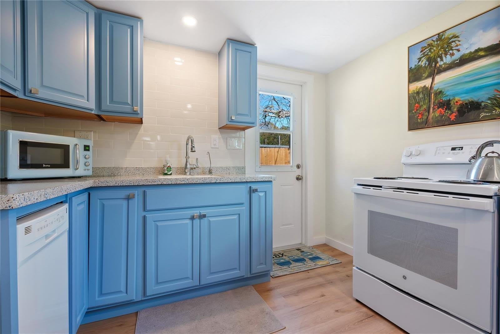 2311 Waldemere Street – photo 4