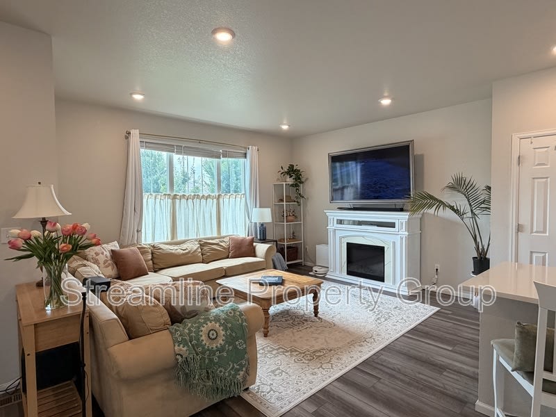 5117 Buckwheat Road – photo 2