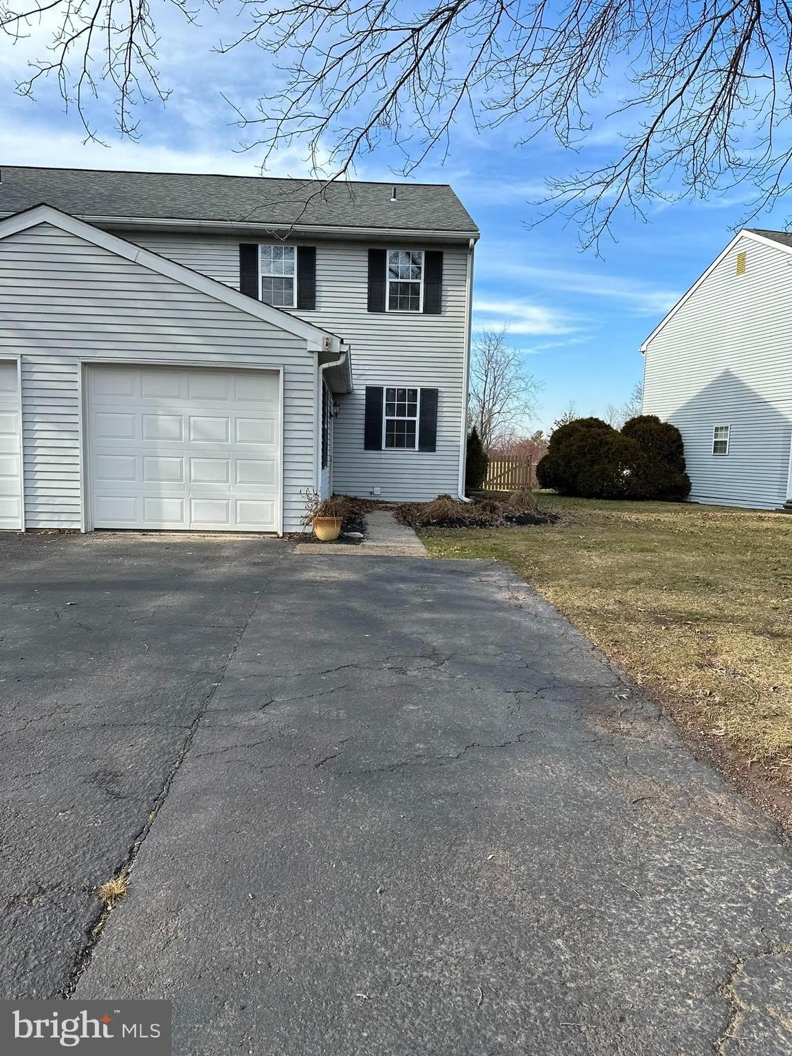 409 EDGEWOOD Drive – photo 2