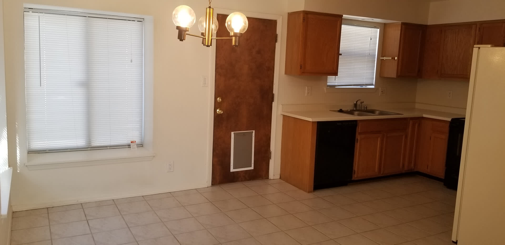 2Bdrm 2BA 2CG 1,151 Sqft – photo 3