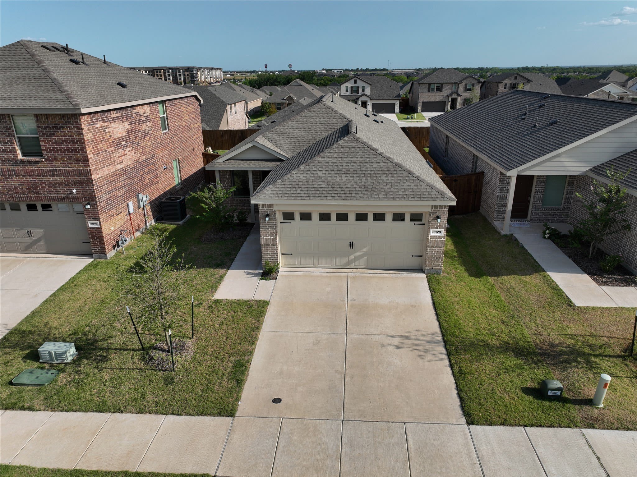 3029 Ashbrook Lane – photo 2