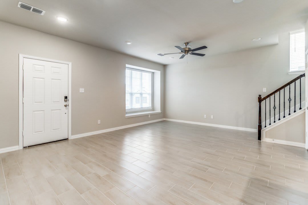 3740 Paradise Way – photo 2