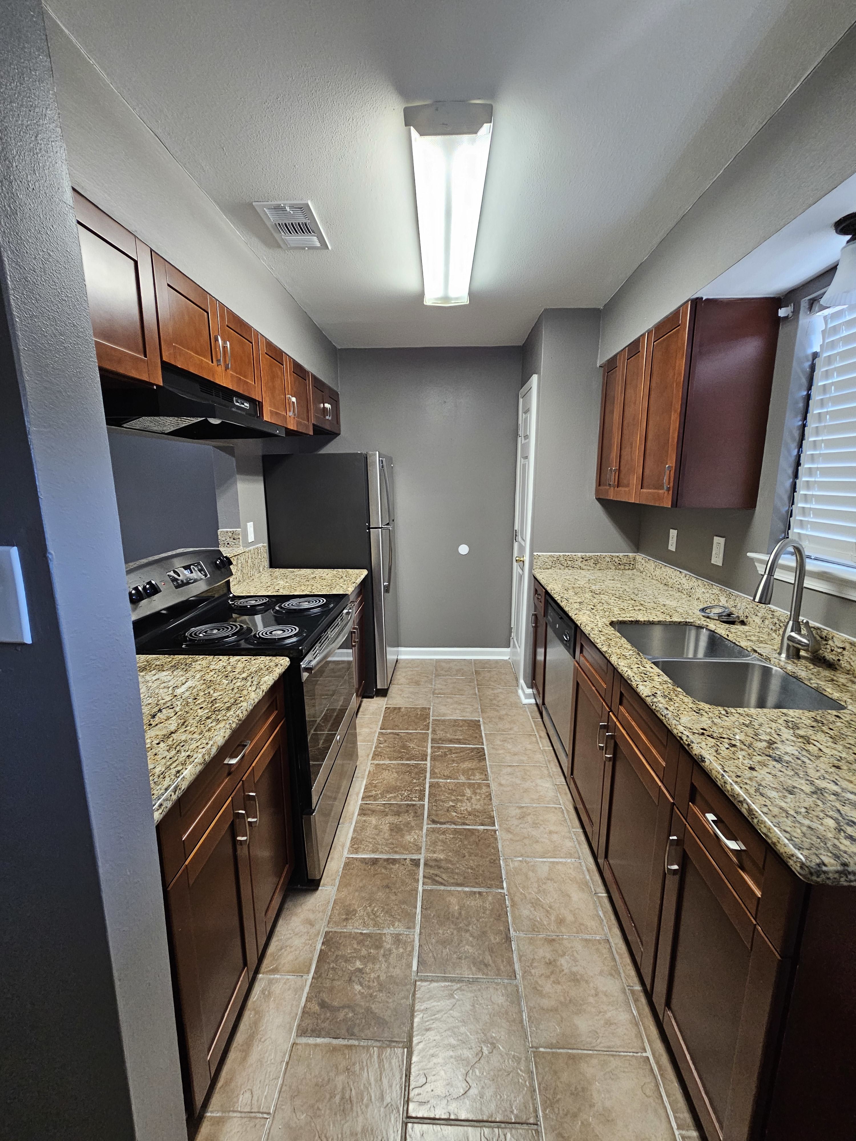 1783 Boulevard De Province – photo 2